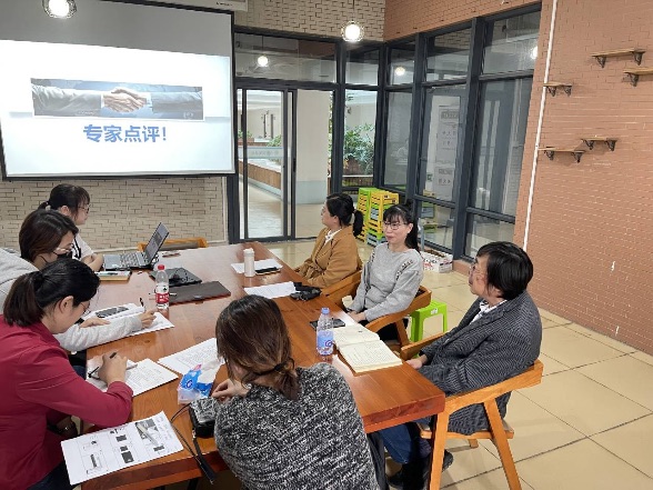 28B110CE8FFE7D8B650FAED203799E79